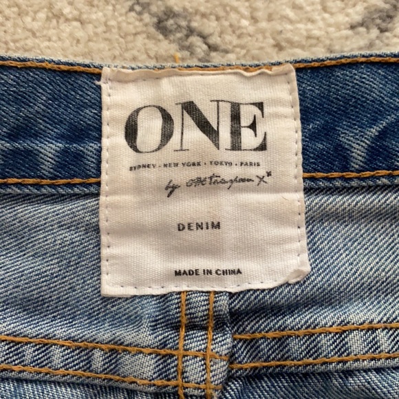 One teaspoon Jean shorts - Picture 3 of 3